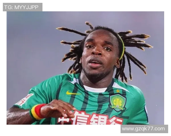 夹克足球明星的魅力与成就揭秘，探索他们在绿茵场上的传奇故事